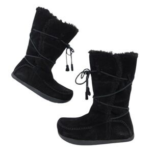 Earth Montage Suede Lined Black Boots Size 7